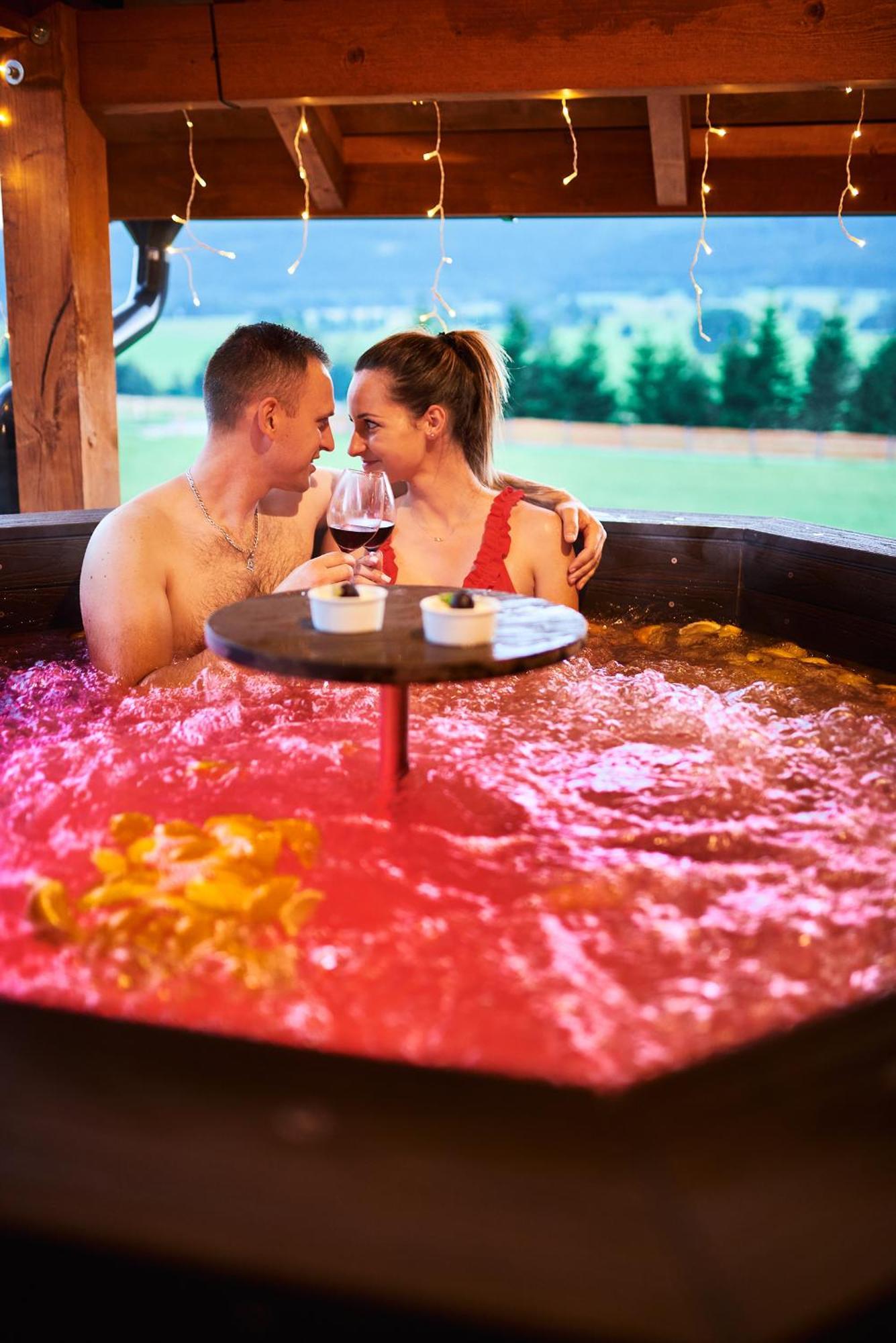 Osada Orlica Klimatyczne Domki Z Widokiem Na Gory I Termalnym Spa Sauna Jacuzzi 4 Km Od Zieleniec Ski Arena Lasowka Exterior photo